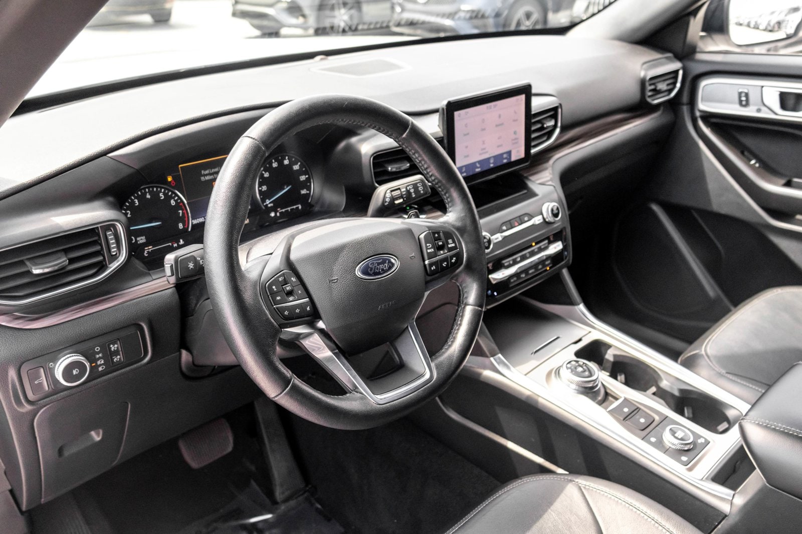 2020 Ford Explorer Limited - Photo 9