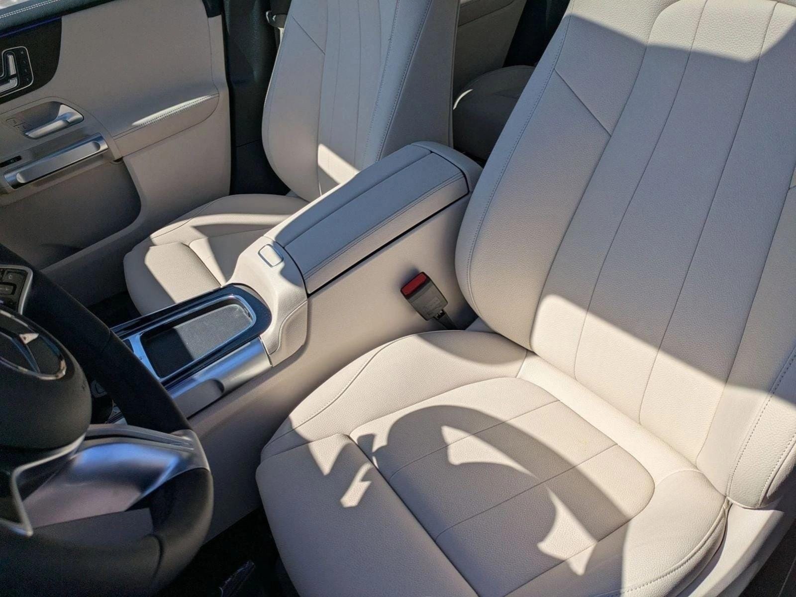 2026 MERCEDES-BENZ GLB-CLASS - Image 15