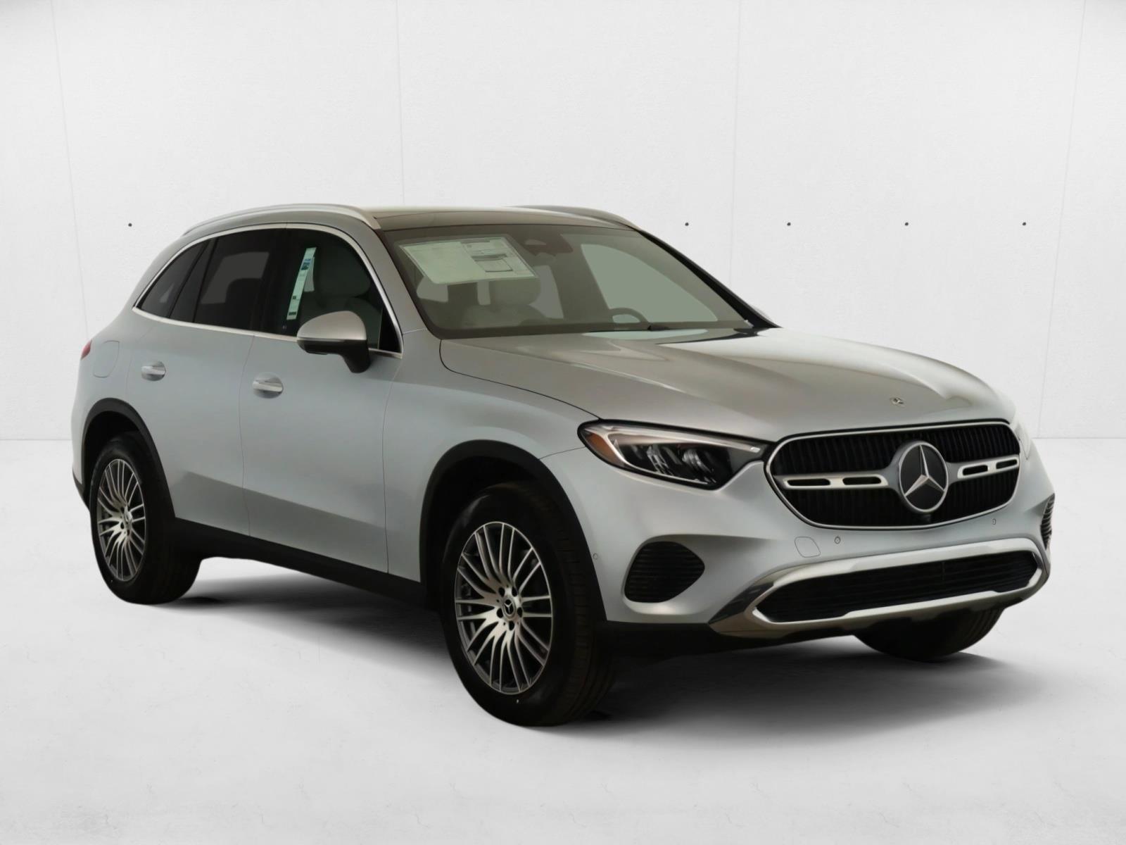 2025 Mercedes Benz GLC 300 4MATIC photo 2
