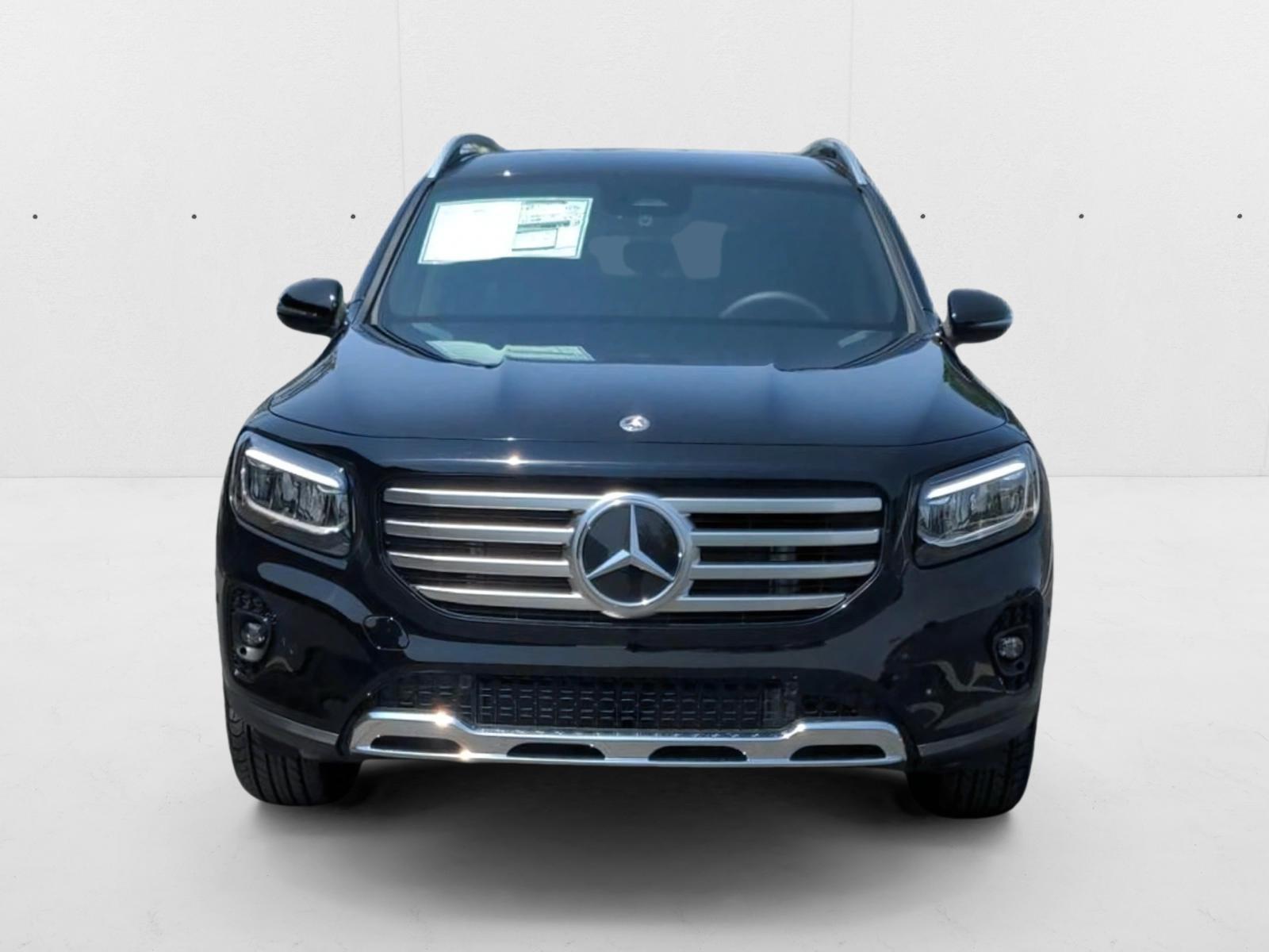 2025 Mercedes Benz GLB 250 4MATIC photo 2