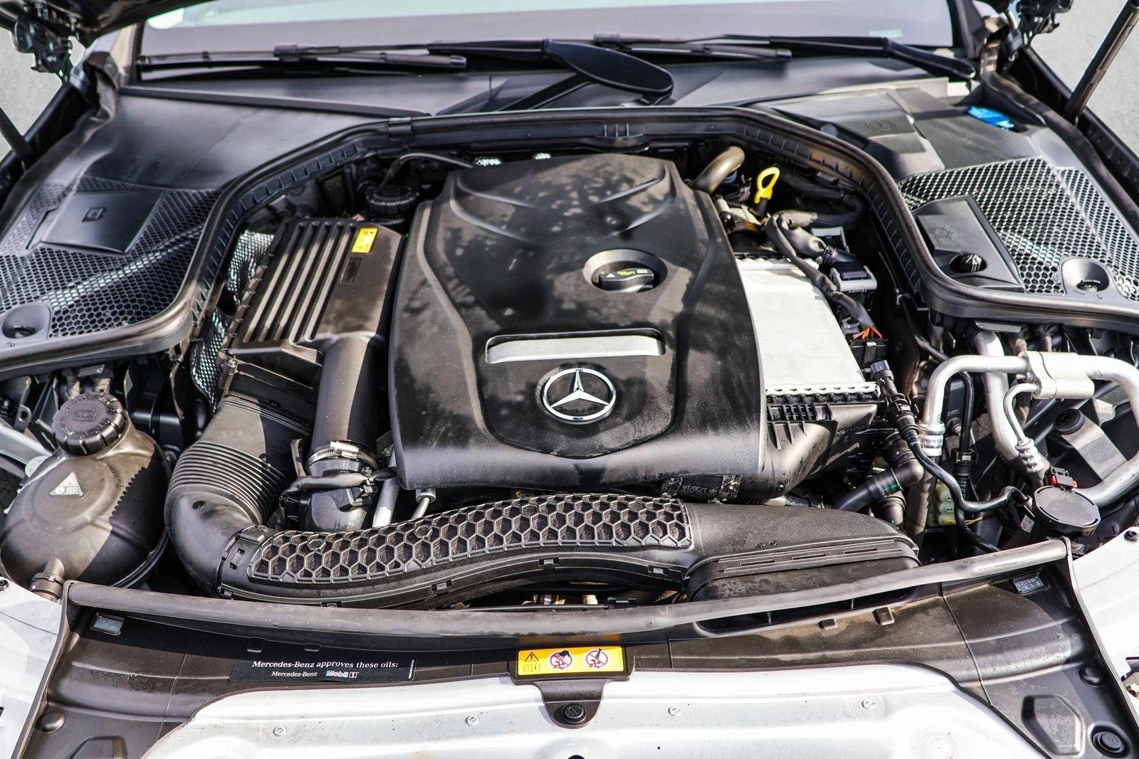 2017 MERCEDES-BENZ C-CLASS - Image 27