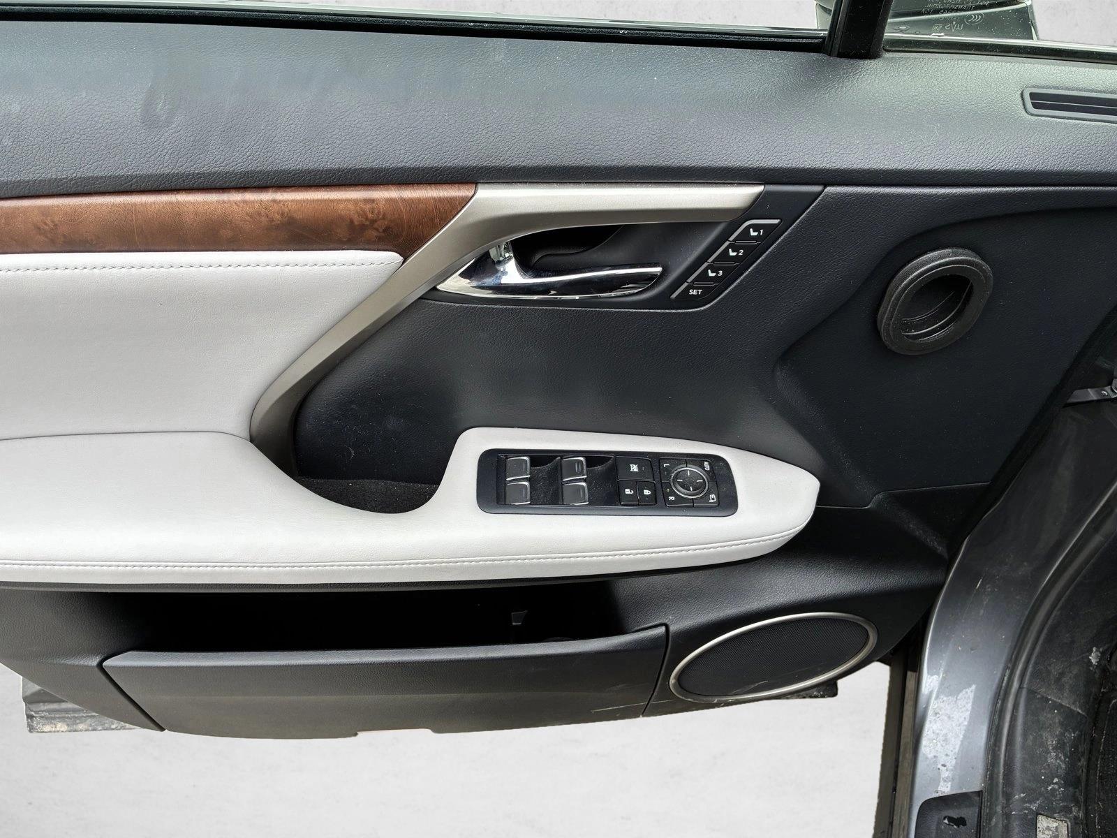 2020 LEXUS RX - Image 12