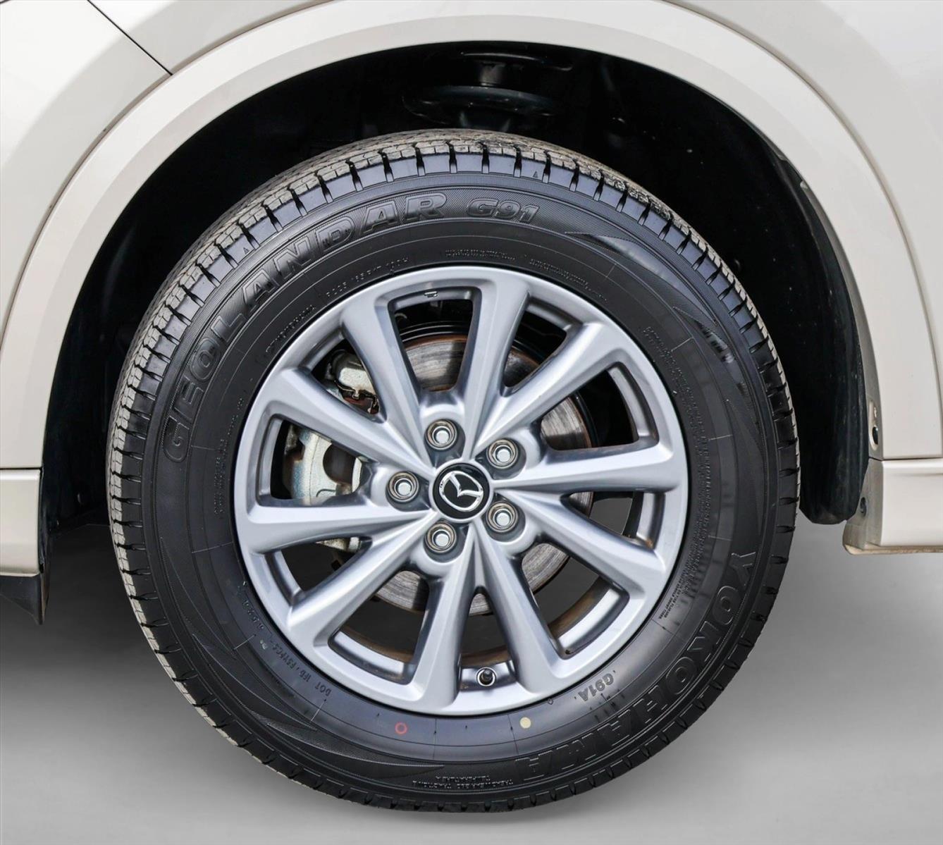 2025 MAZDA CX-5 - Image 8