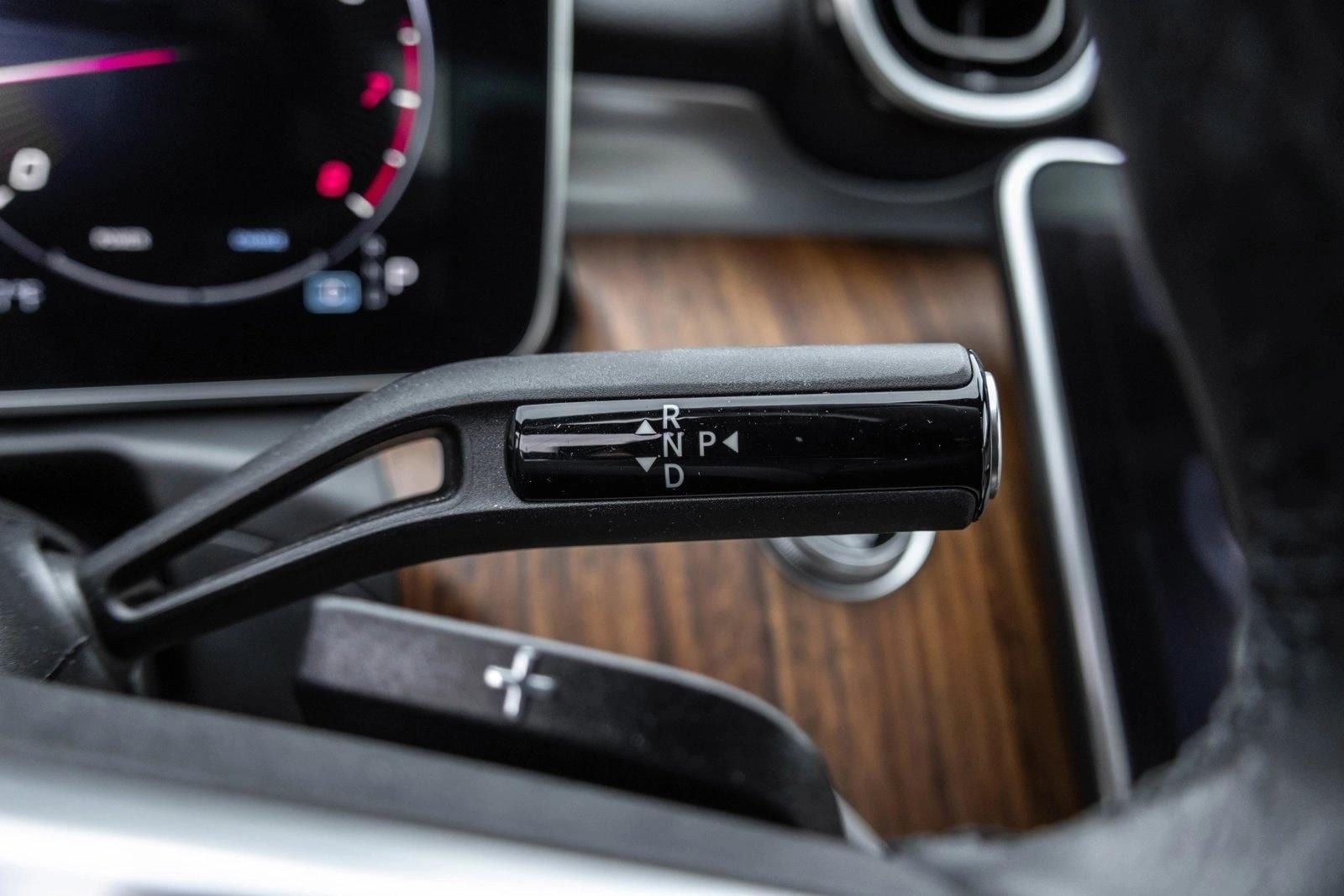 2024 MERCEDES-BENZ C-CLASS - Image 19