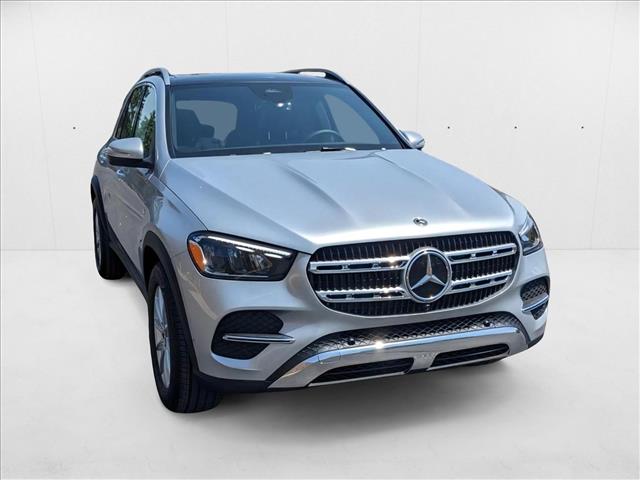 2025 Mercedes Benz GLE 450e 4MATIC photo 3
