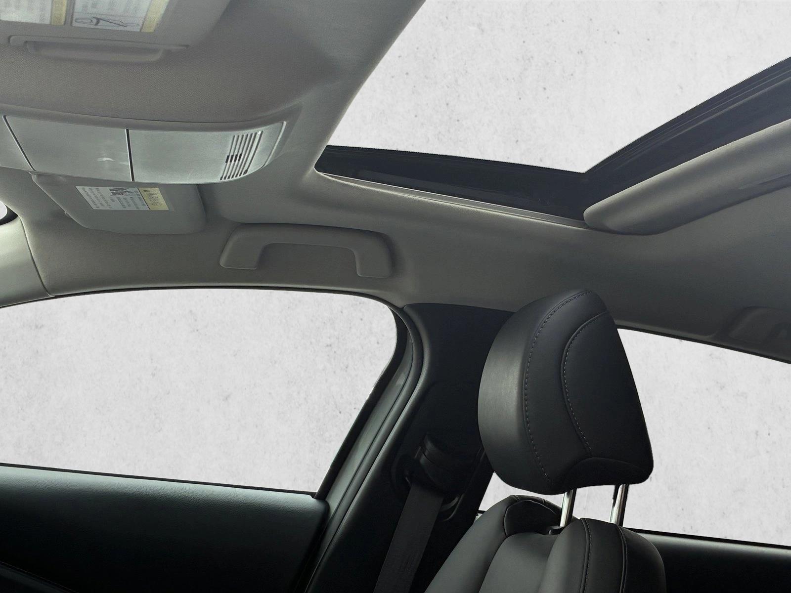 2025 MAZDA CX-30 - Image 18