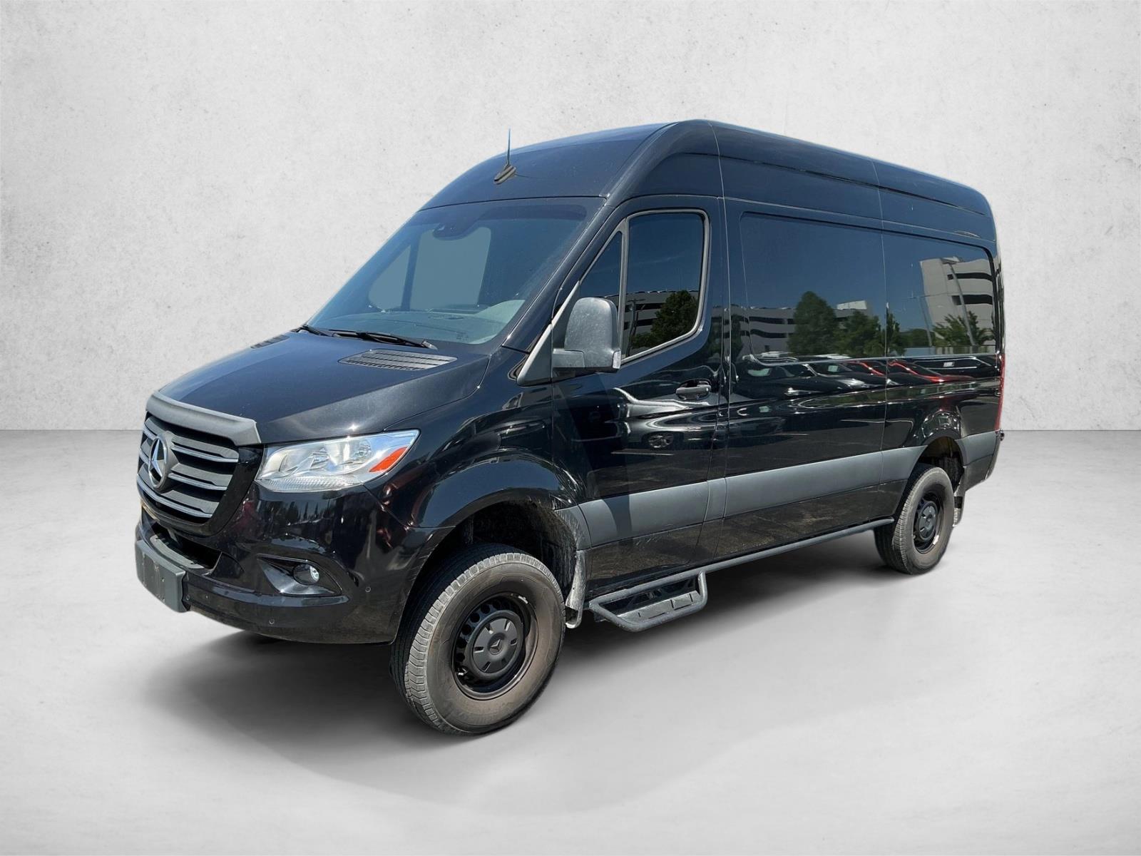 2022 Mercedes-Benz Sprinter 2500 144 WB 4x4's photo
