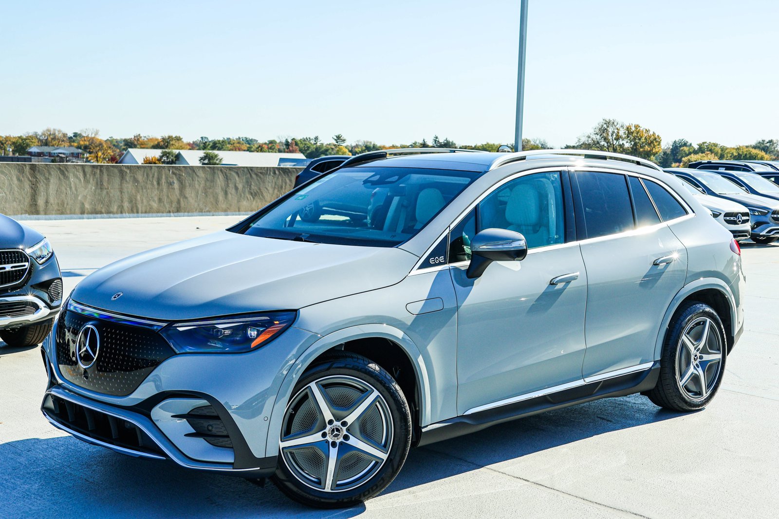 2027 Mercedes-Benz EQE SUV Base