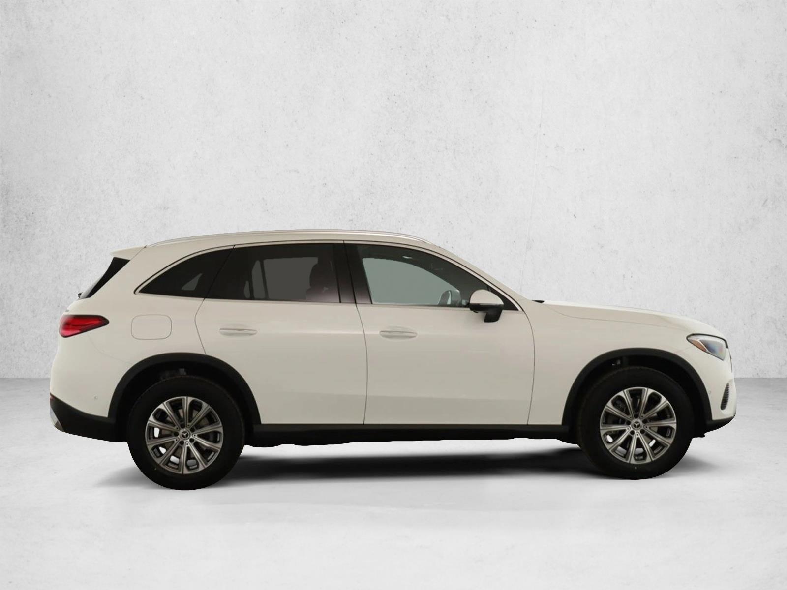 2025 Mercedes Benz GLC 300 4MATIC photo 4