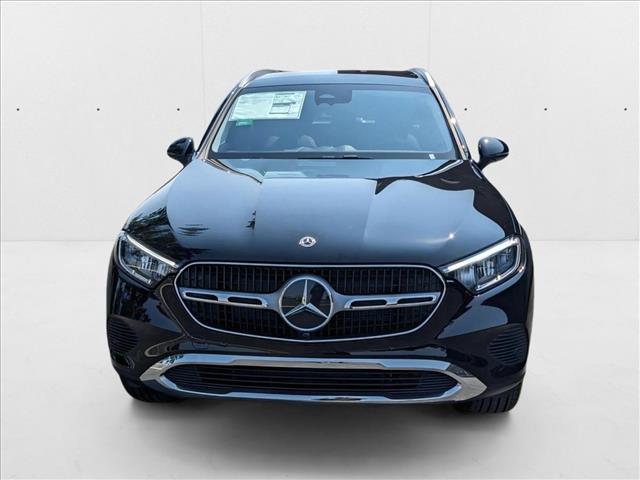 2025 Mercedes Benz GLC 350e 4MATIC photo 2