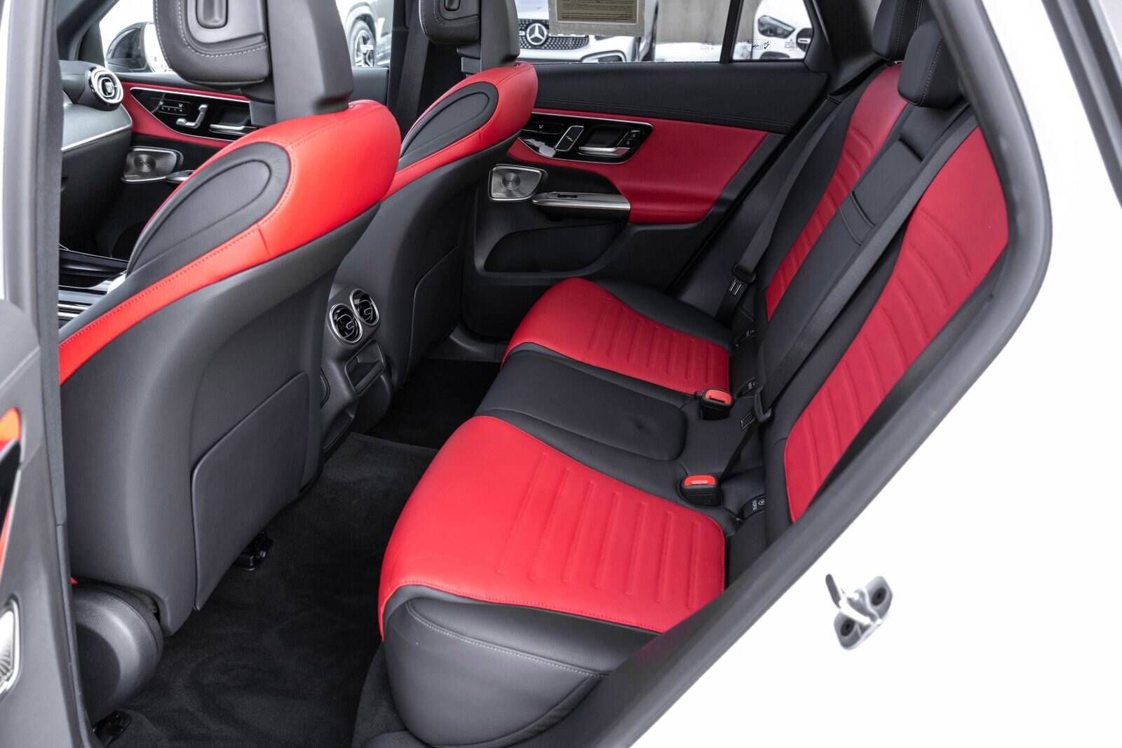 2025 MERCEDES-BENZ GLC-CLASS - Image 21