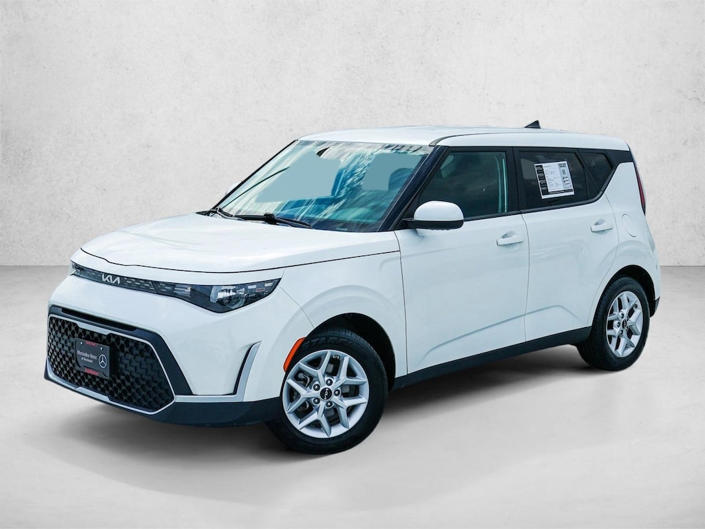 Used 2024 Kia Soul LX Hatchback