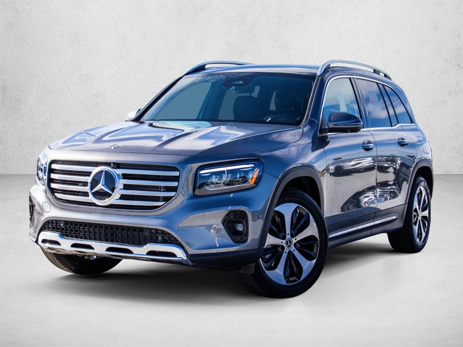 2026 Mercedes-Benz GLB GLB 250 4MATIC's photo