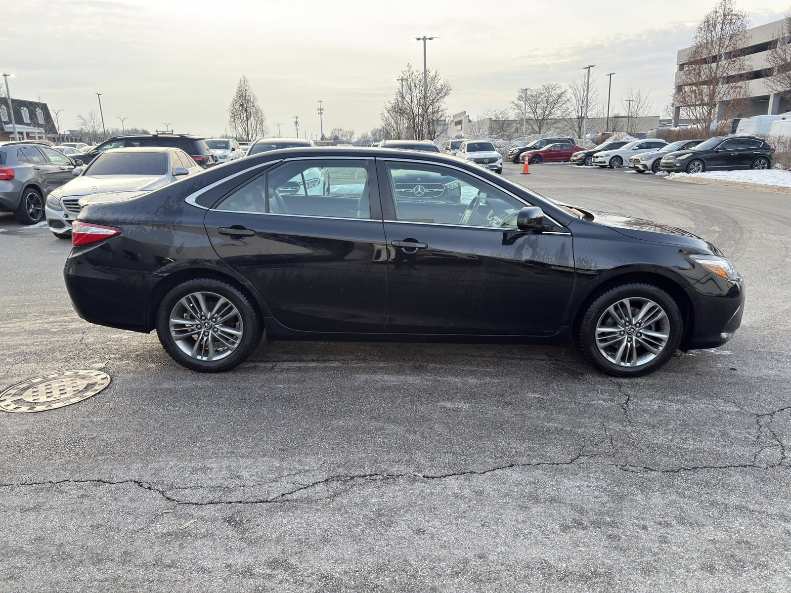 2017 TOYOTA CAMRY - Image 4