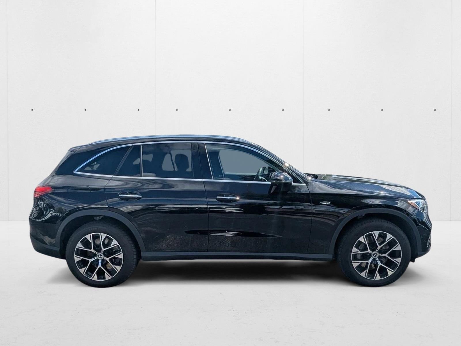 2025 Mercedes Benz GLC 350e 4MATIC photo 4