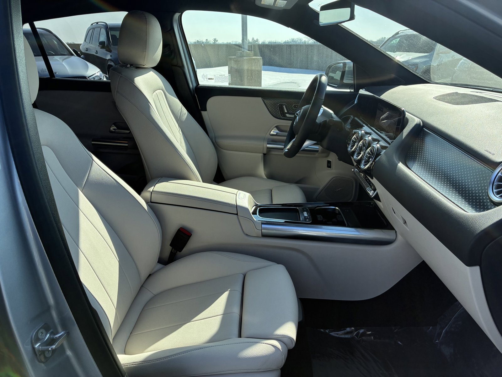 2026 MERCEDES-BENZ GLA-CLASS - Image 30