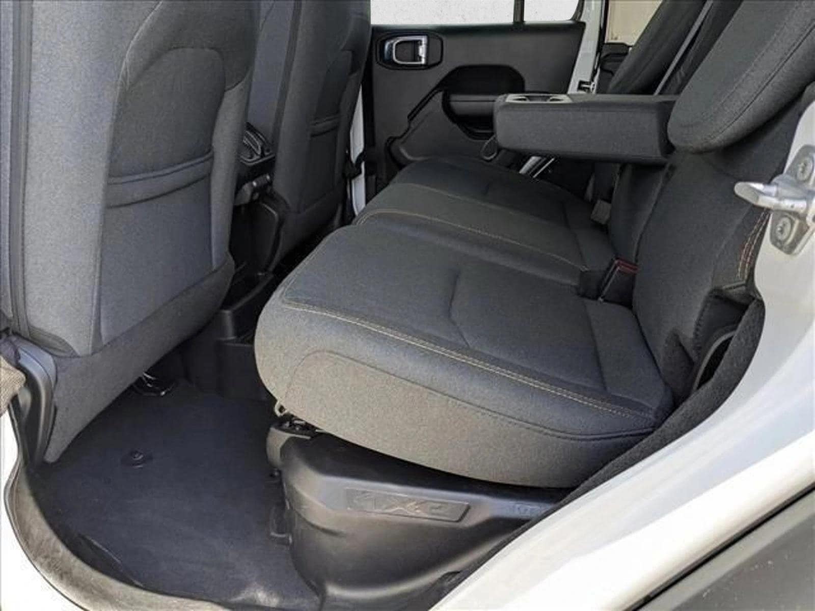 2024 JEEP WRANGLER - Image 24