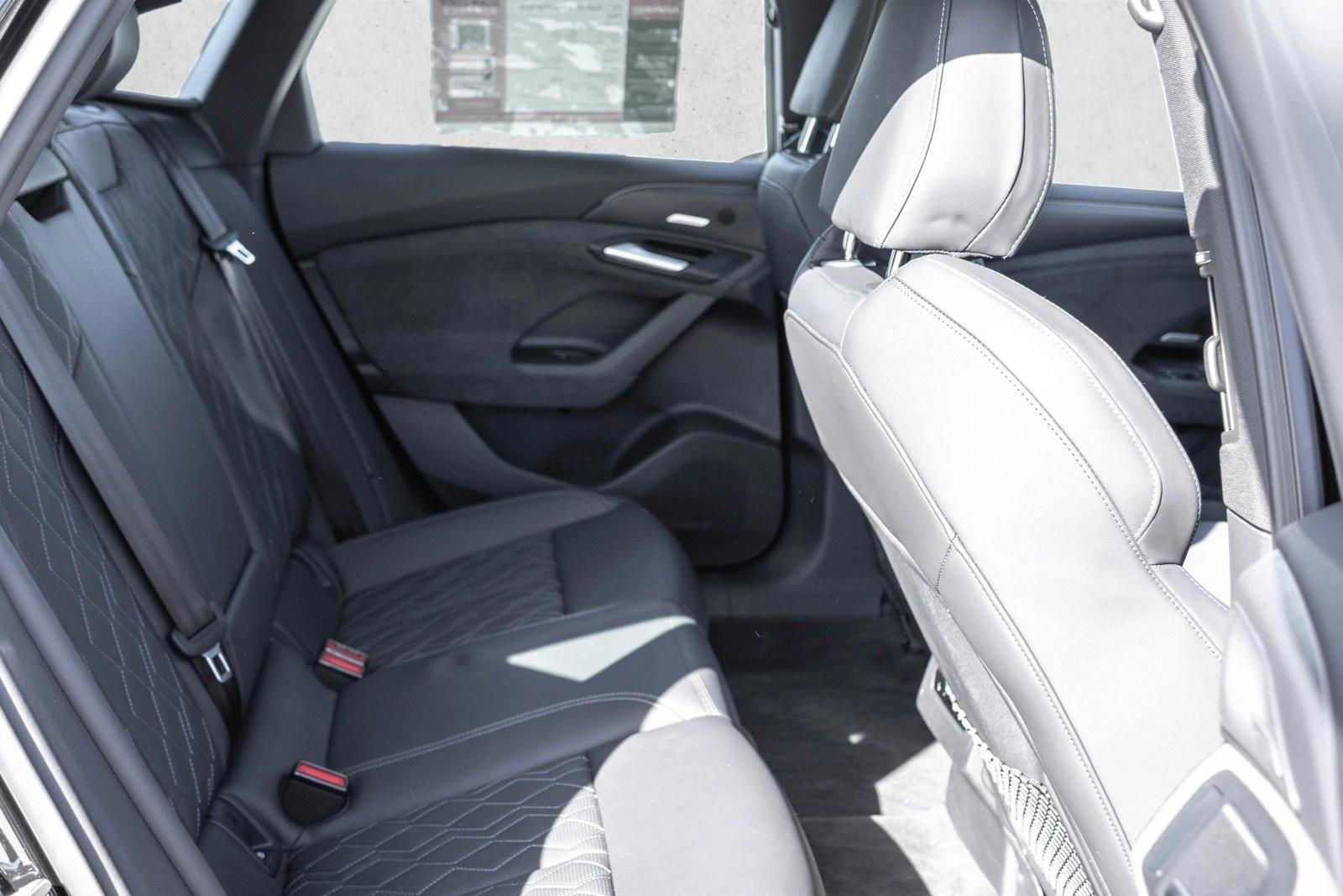 2025 AUDI S6 - Image 28