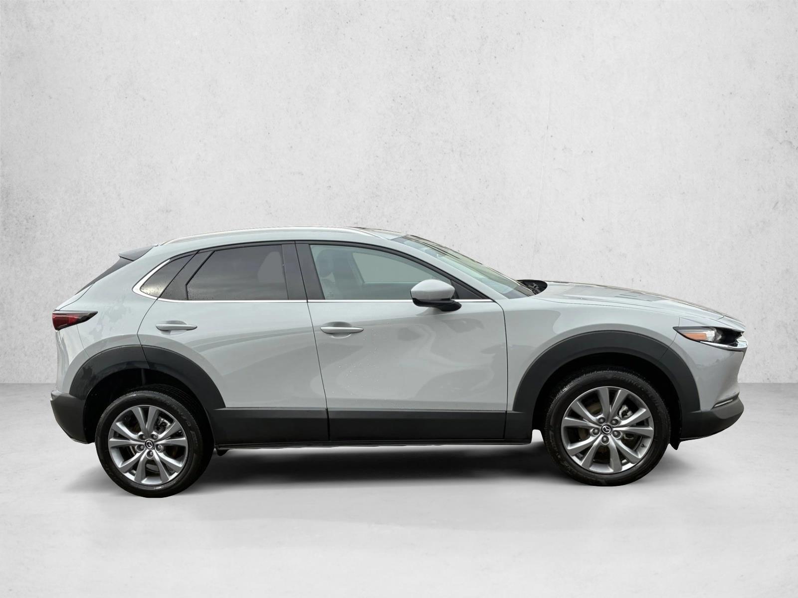 2025 MAZDA CX-30 - Image 4
