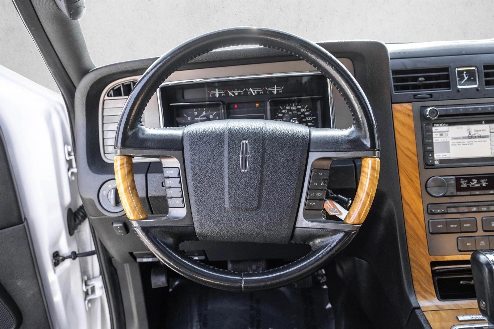 2013 LINCOLN NAVIGATOR - Image 13