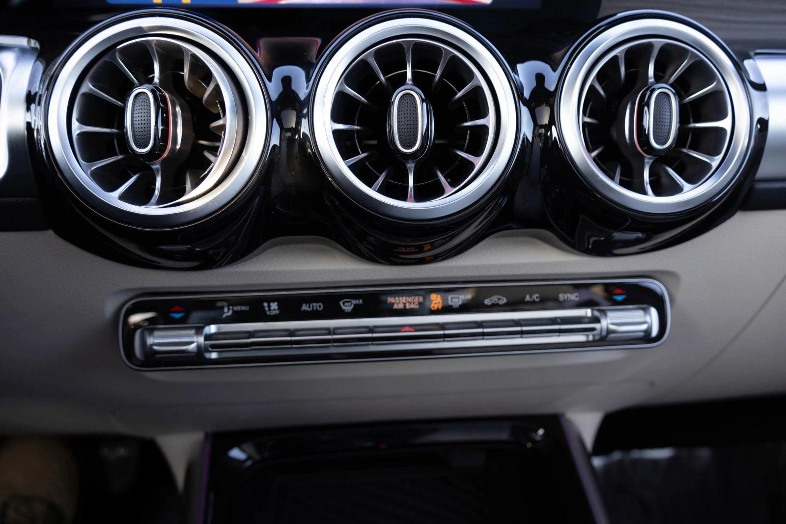 2026 MERCEDES-BENZ GLB-CLASS - Image 19