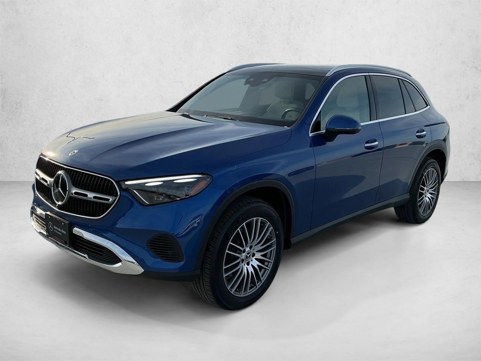 2026 Mercedes-Benz GLC GLC 300 4MATIC's photo