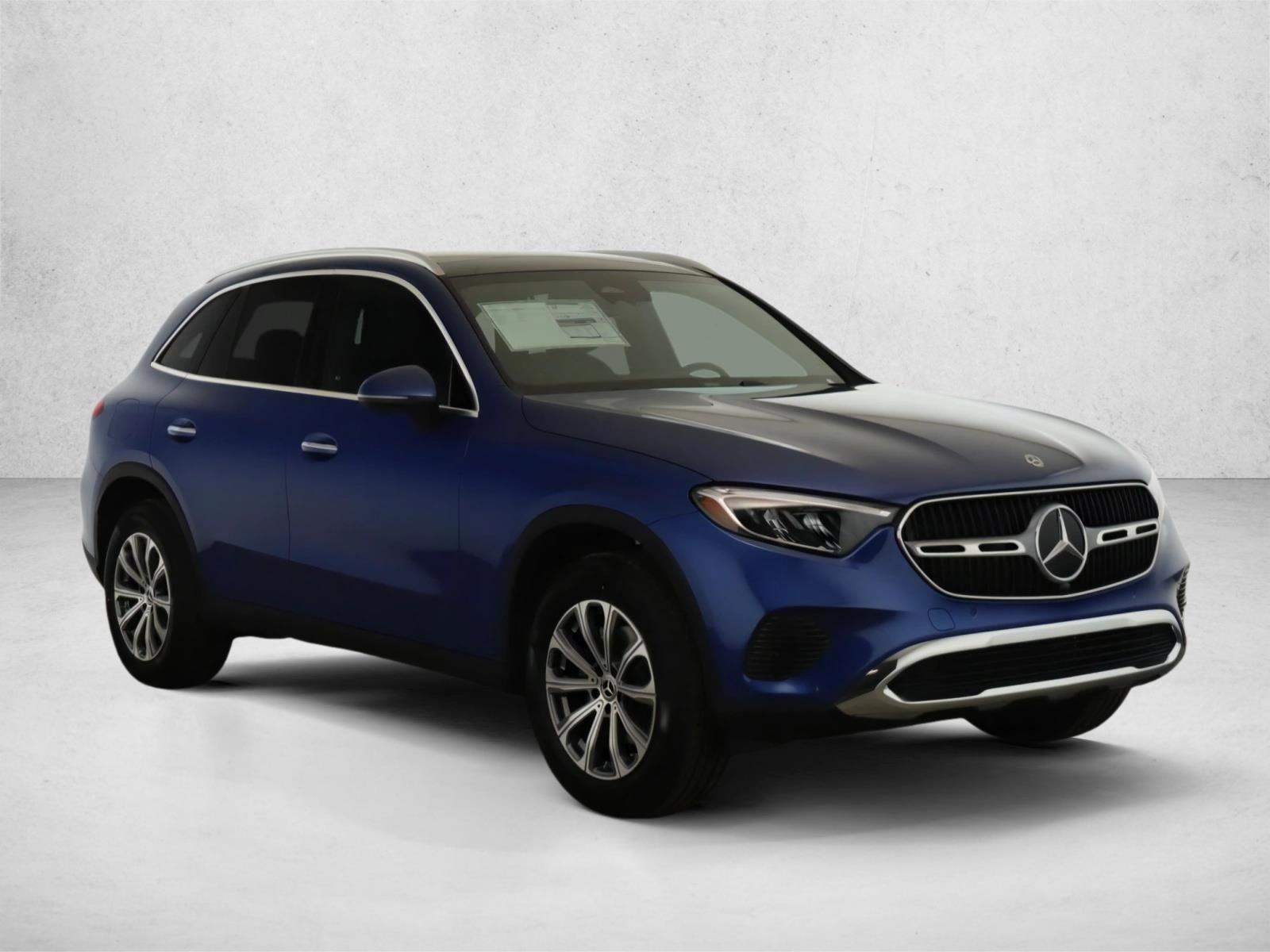 2025 Mercedes Benz GLC 300 4MATIC photo 3