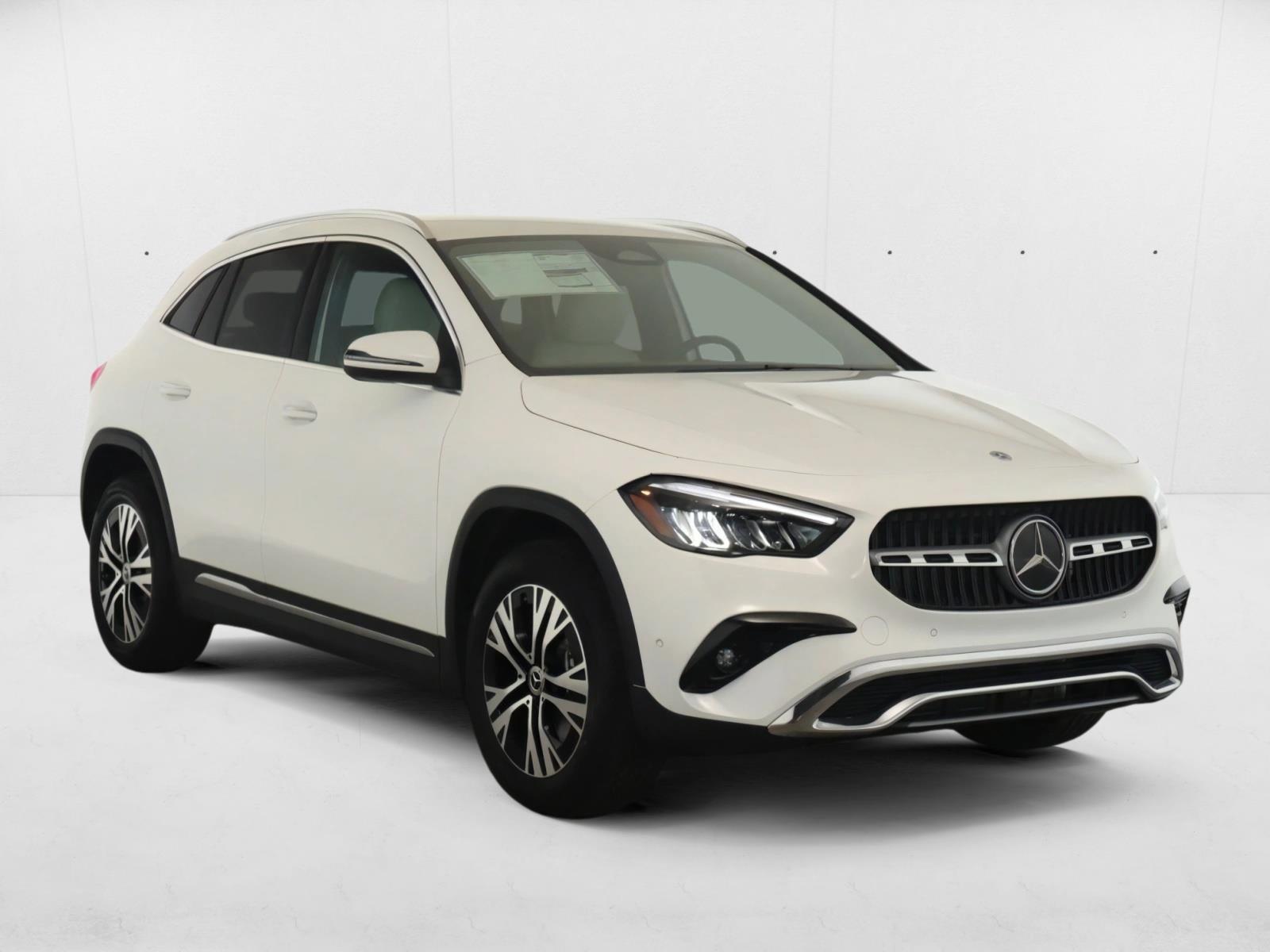 2025 Mercedes Benz GLA 250 4MATIC photo 3