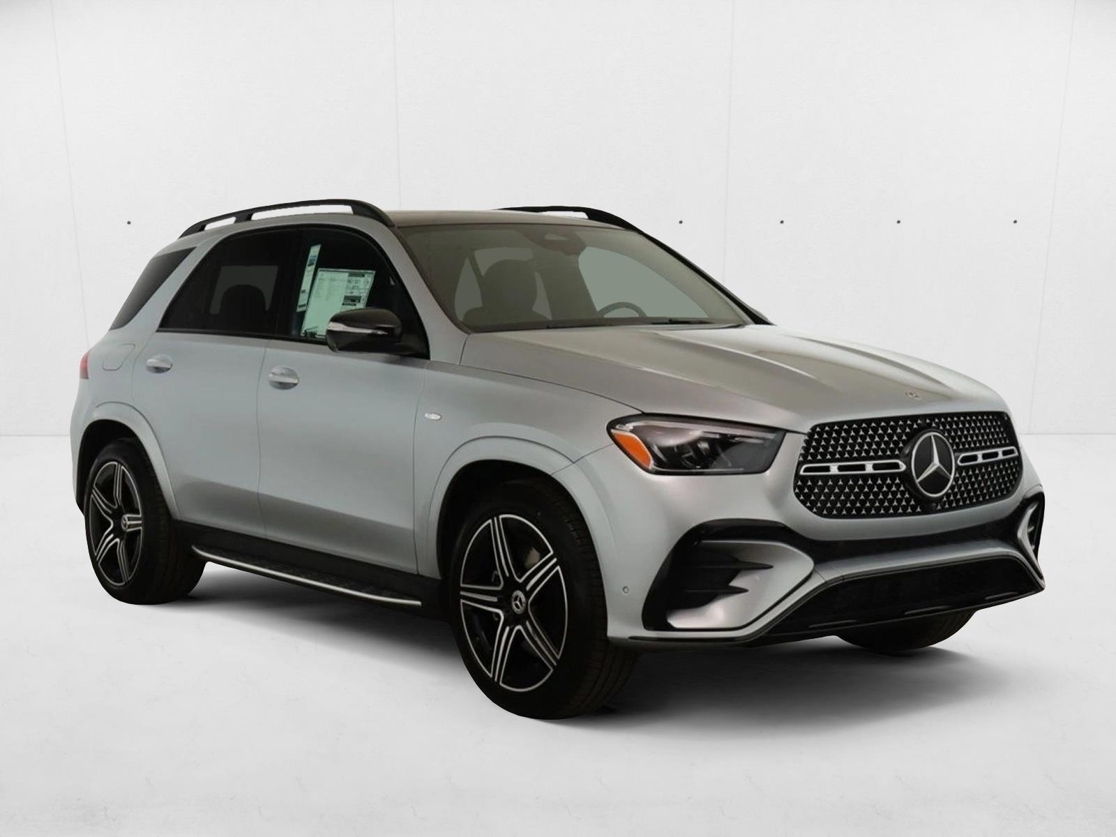 2025 Mercedes Benz GLE 450e 4MATIC photo 3