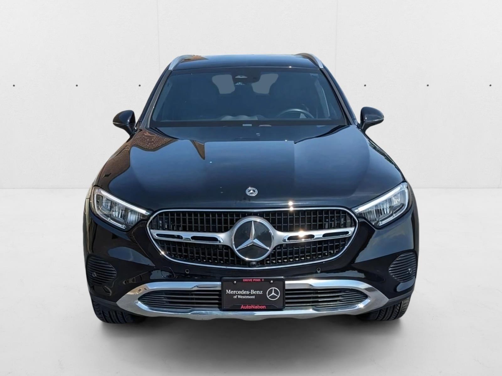 2023 Mercedes Benz GLC 300 photo 2