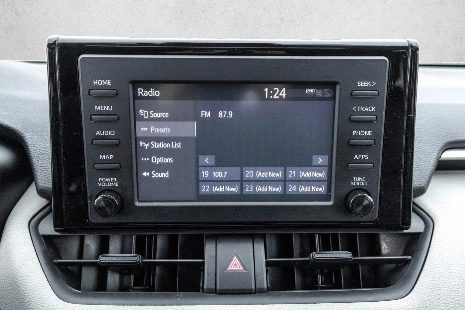 2019 TOYOTA RAV4 - Image 16