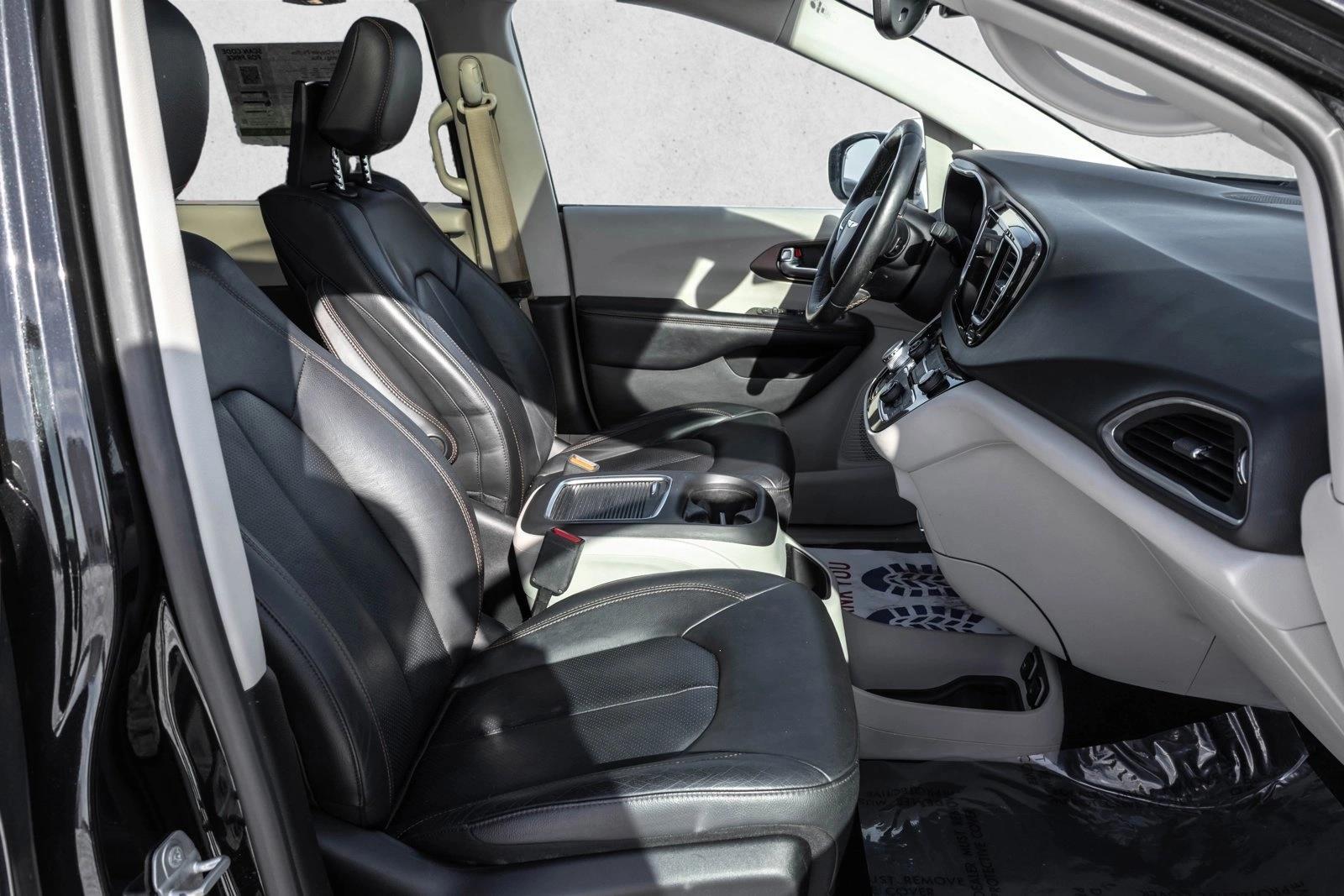 2019 CHRYSLER PACIFICA - Image 29