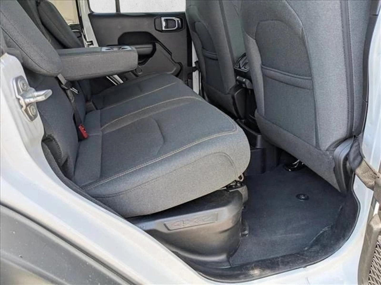 2024 JEEP WRANGLER - Image 23