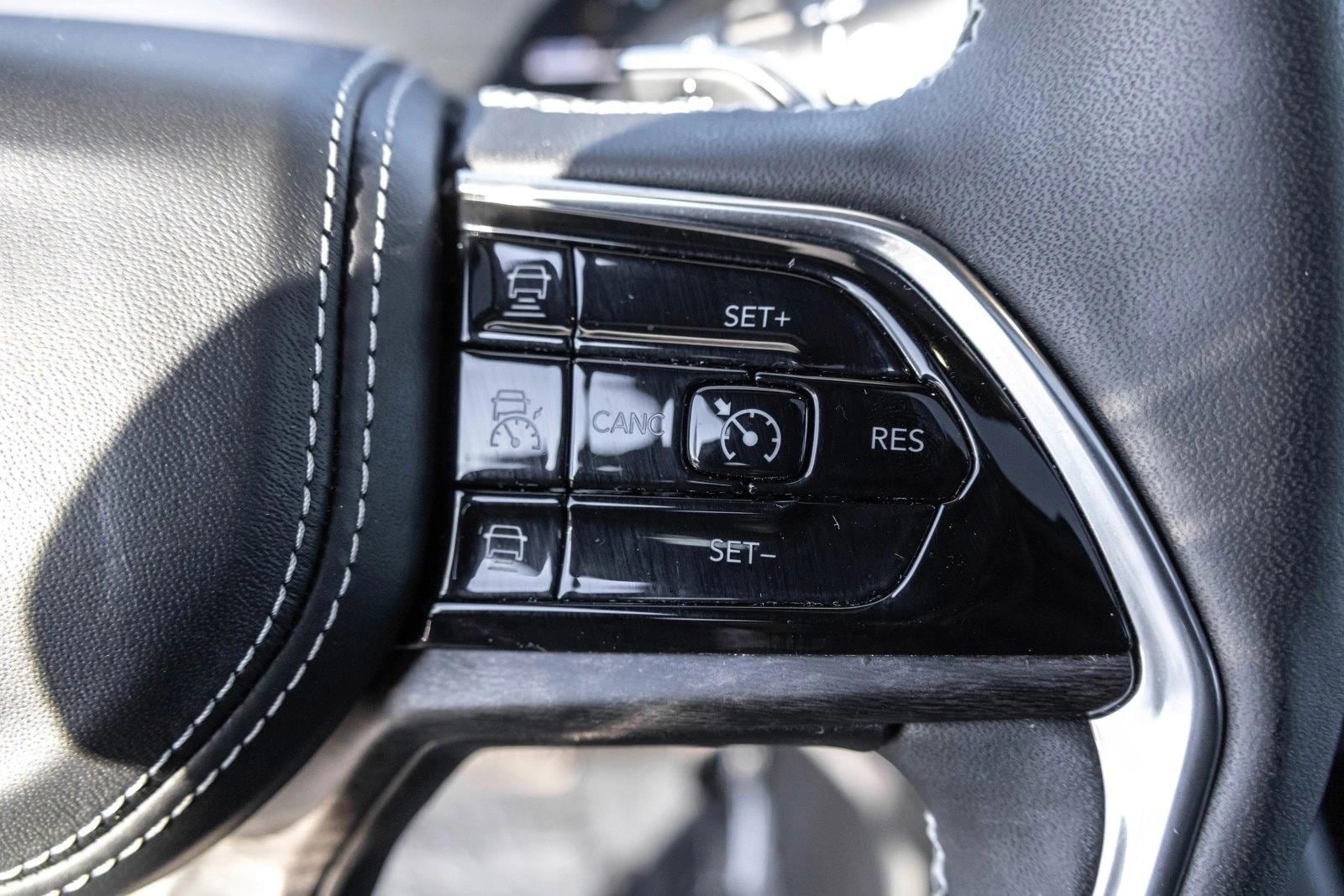 2023 JEEP GRAND CHEROKEE - Image 15