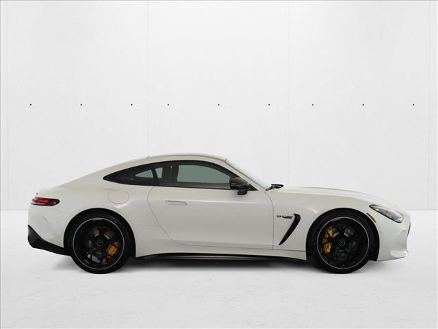 2025 Mercedes Benz AMG GT photo 4