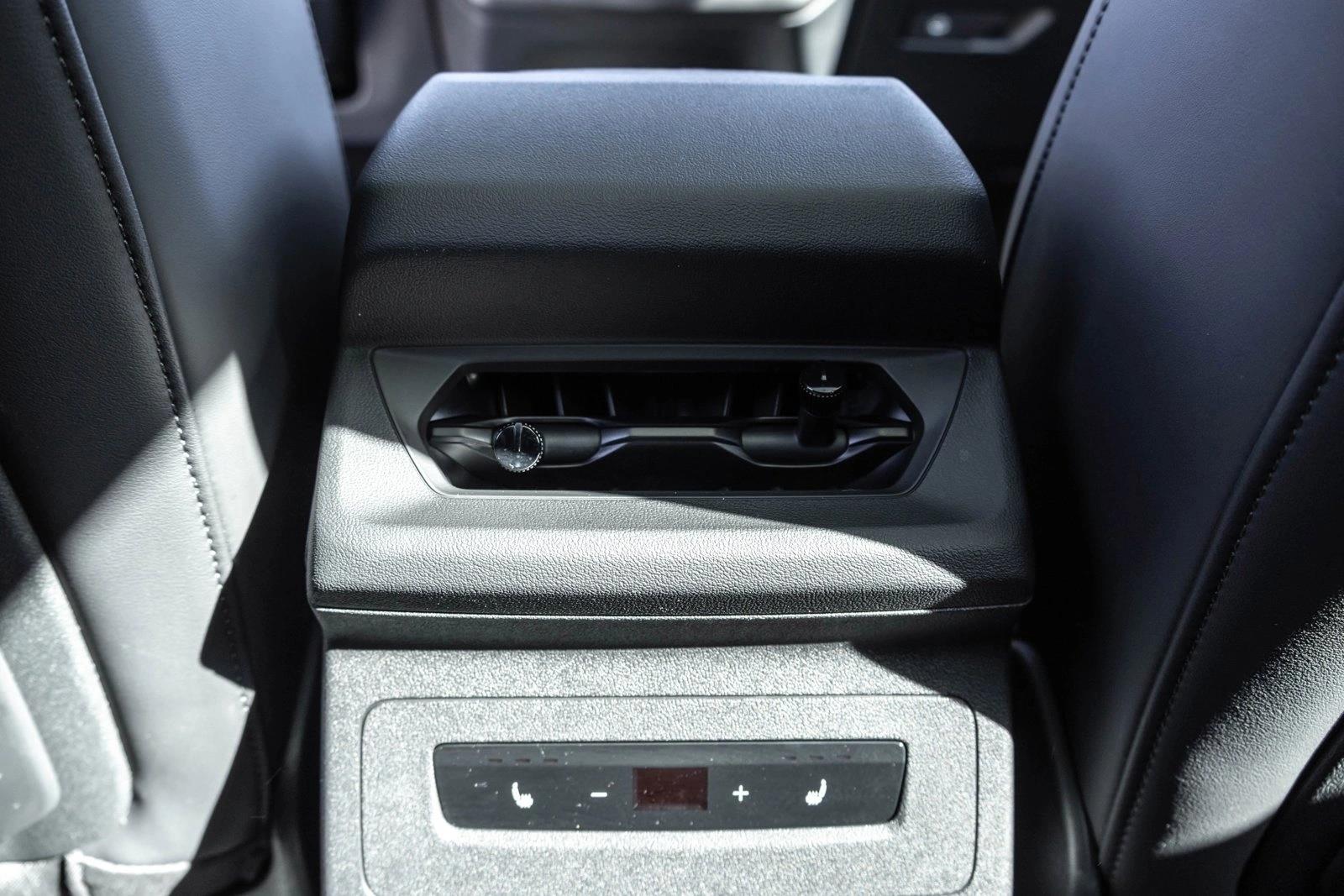 2025 AUDI S6 - Image 25