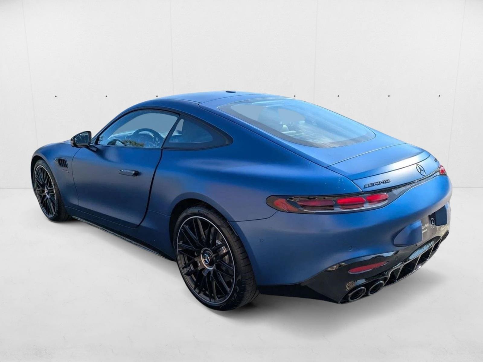 2026 Mercedes-Benz AMG GT Coupe 43 - Photo 7