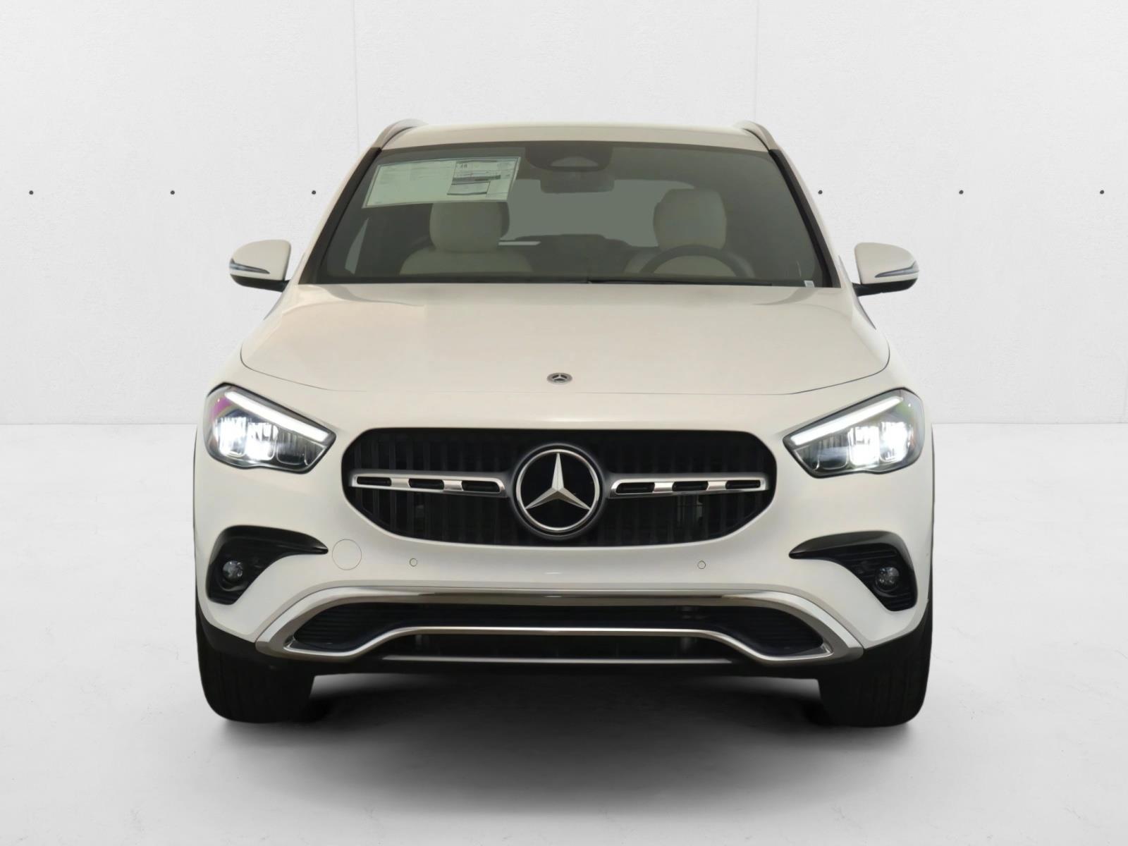2025 Mercedes Benz GLA 250 4MATIC photo 2