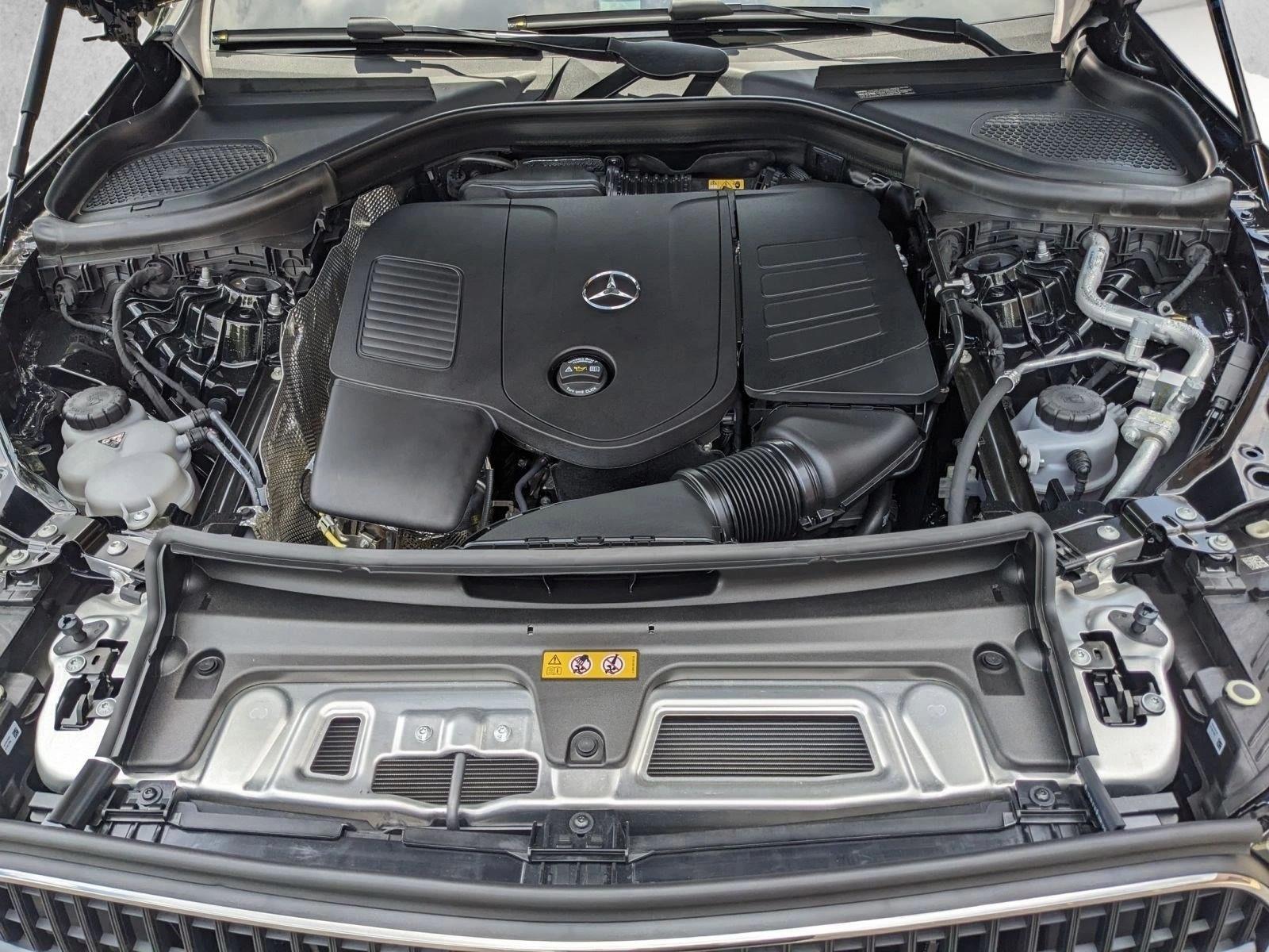 2025 MERCEDES-BENZ GLC-CLASS - Image 17