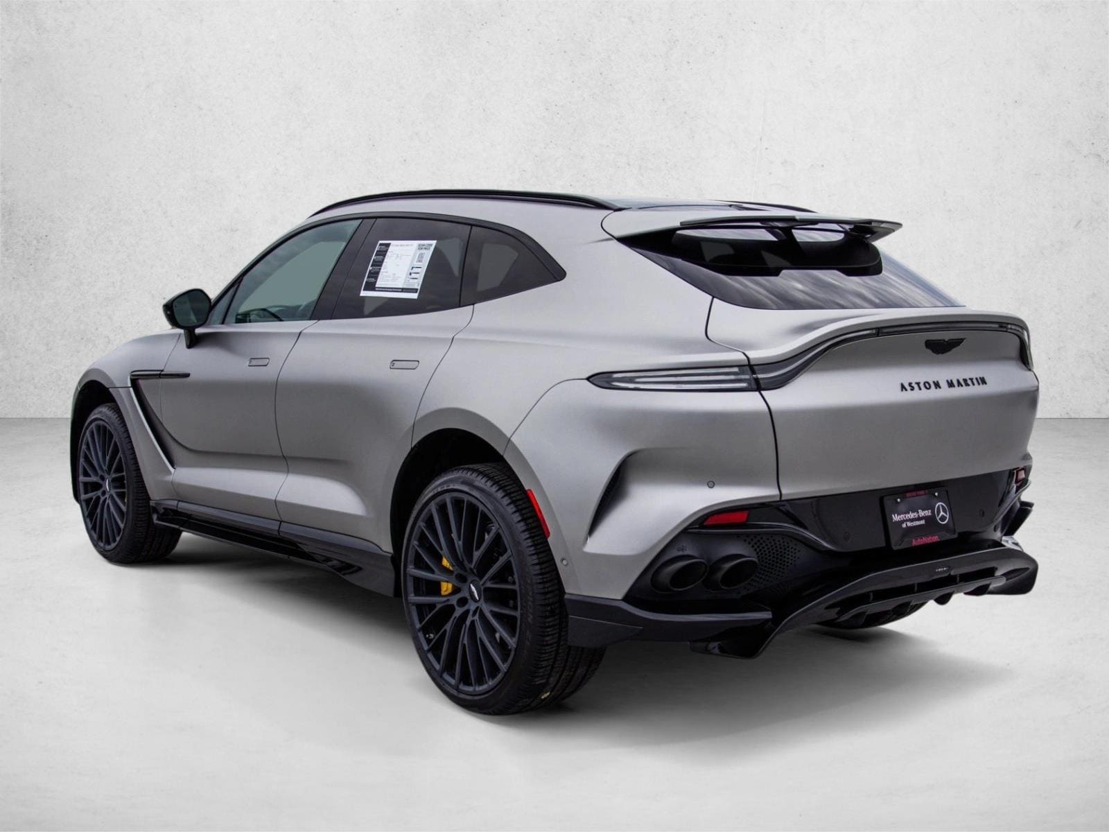 2024 ASTON MARTIN DBX - Image 7