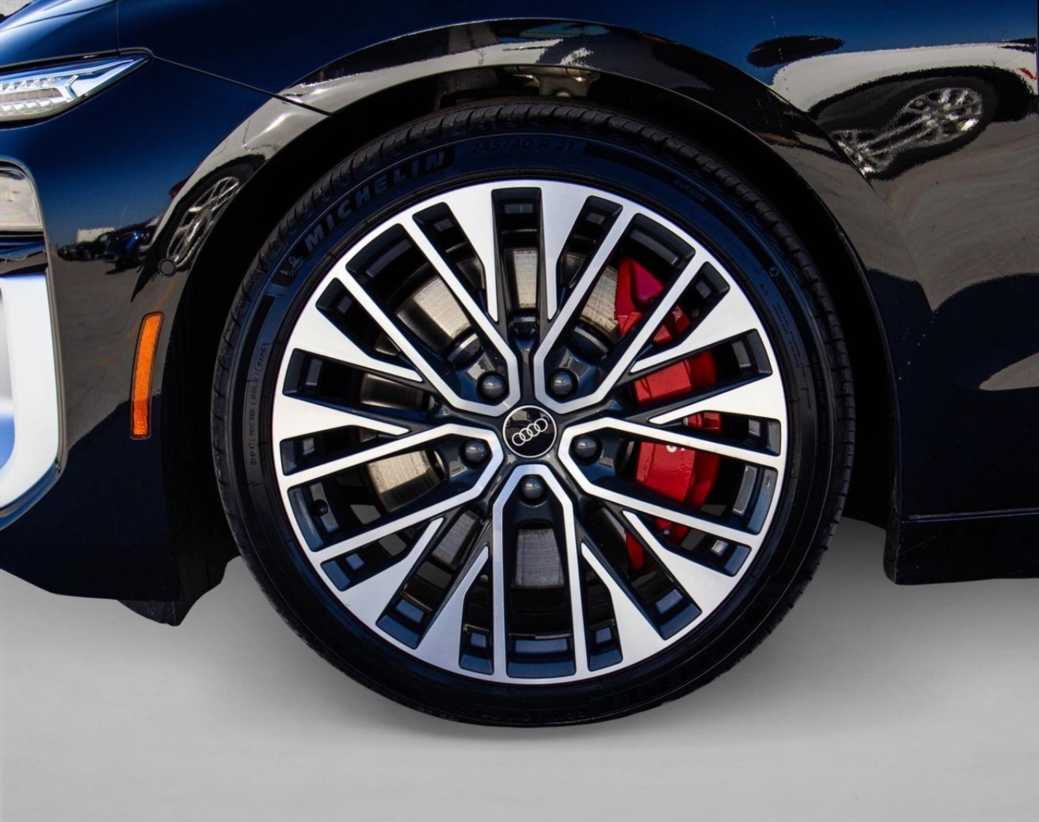 2025 AUDI S6 - Image 9