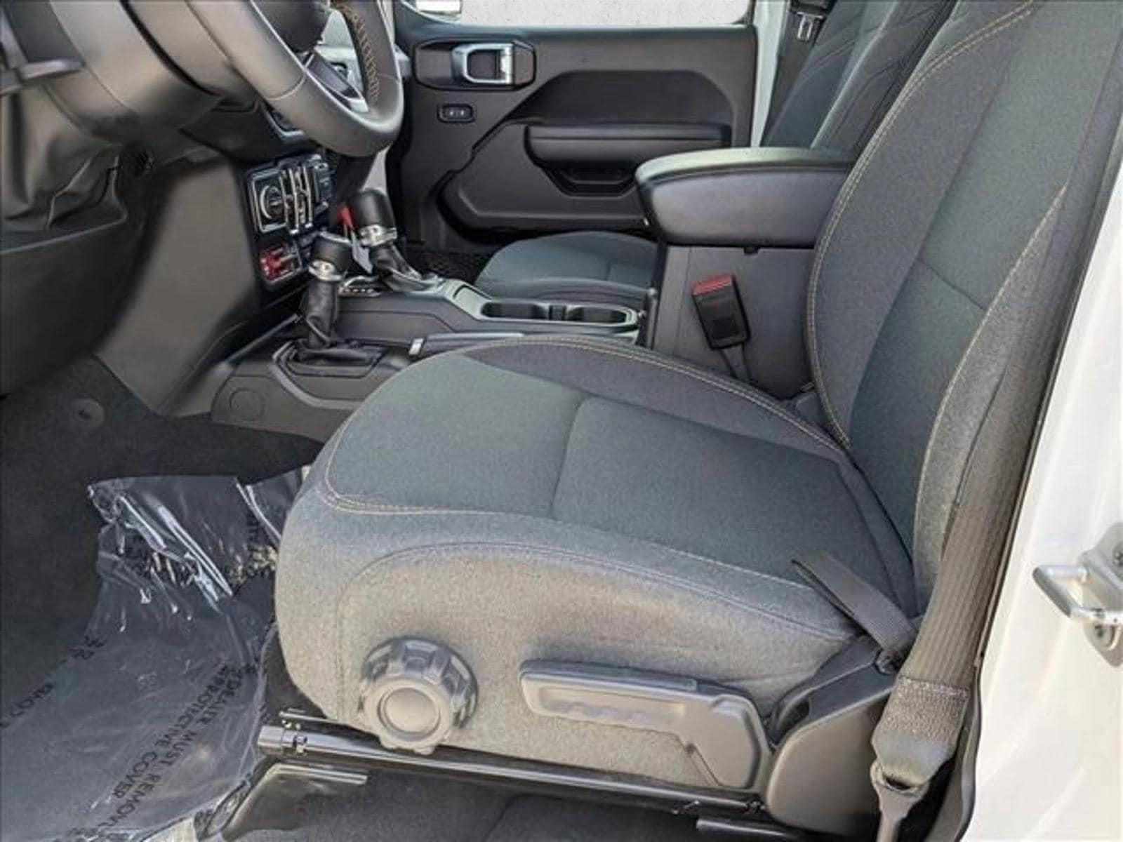 2024 JEEP WRANGLER - Image 19