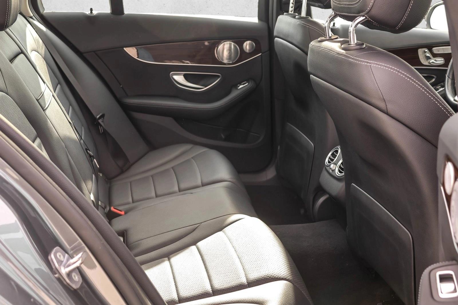 2017 MERCEDES-BENZ C-CLASS - Image 24