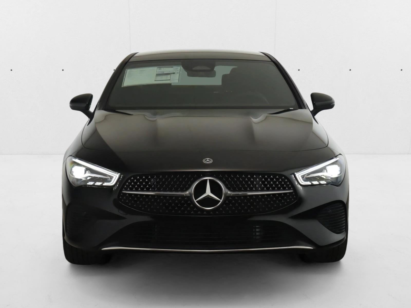 2025 Mercedes Benz CLA 250 4MATIC photo 2