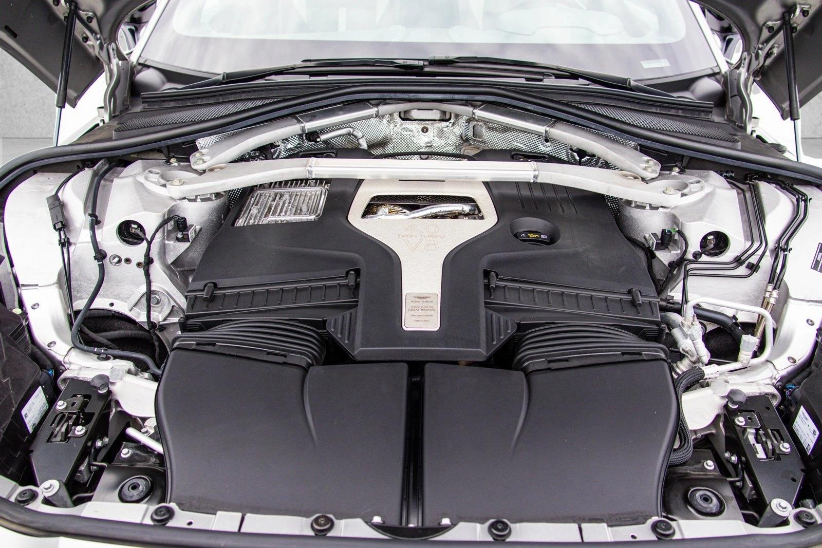 2024 ASTON MARTIN DBX - Image 28