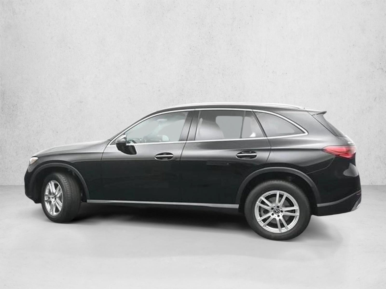 2026 Mercedes Benz GLC 300 4MATIC photo 4