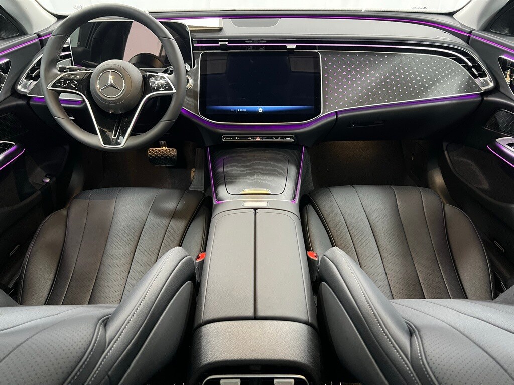 2025 Mercedes Benz E 350 4MATIC photo 2