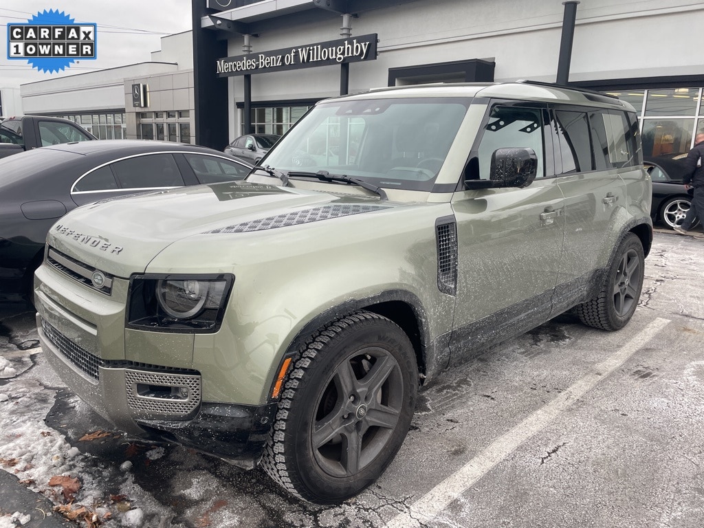 2024 Land Rover Defender X-Dynamic SE's photo