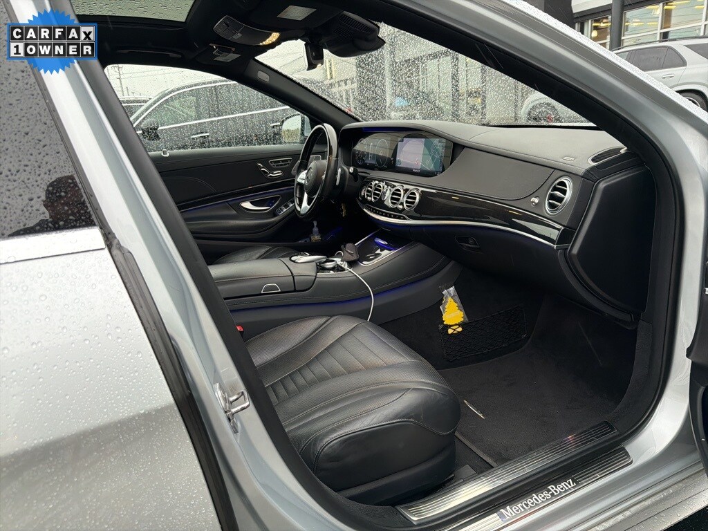 2020 Mercedes Benz S 560 4MATIC photo 2