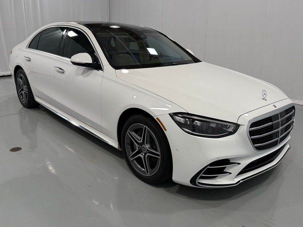2024 Mercedes Benz S 580 photo 4